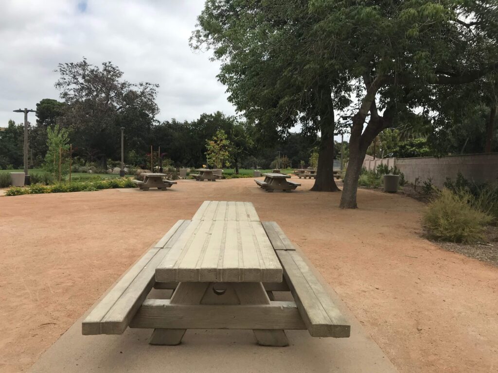 601ED5B7 C5DB 49C0 9C9F EC50F5700E6D 11zon 1024x768