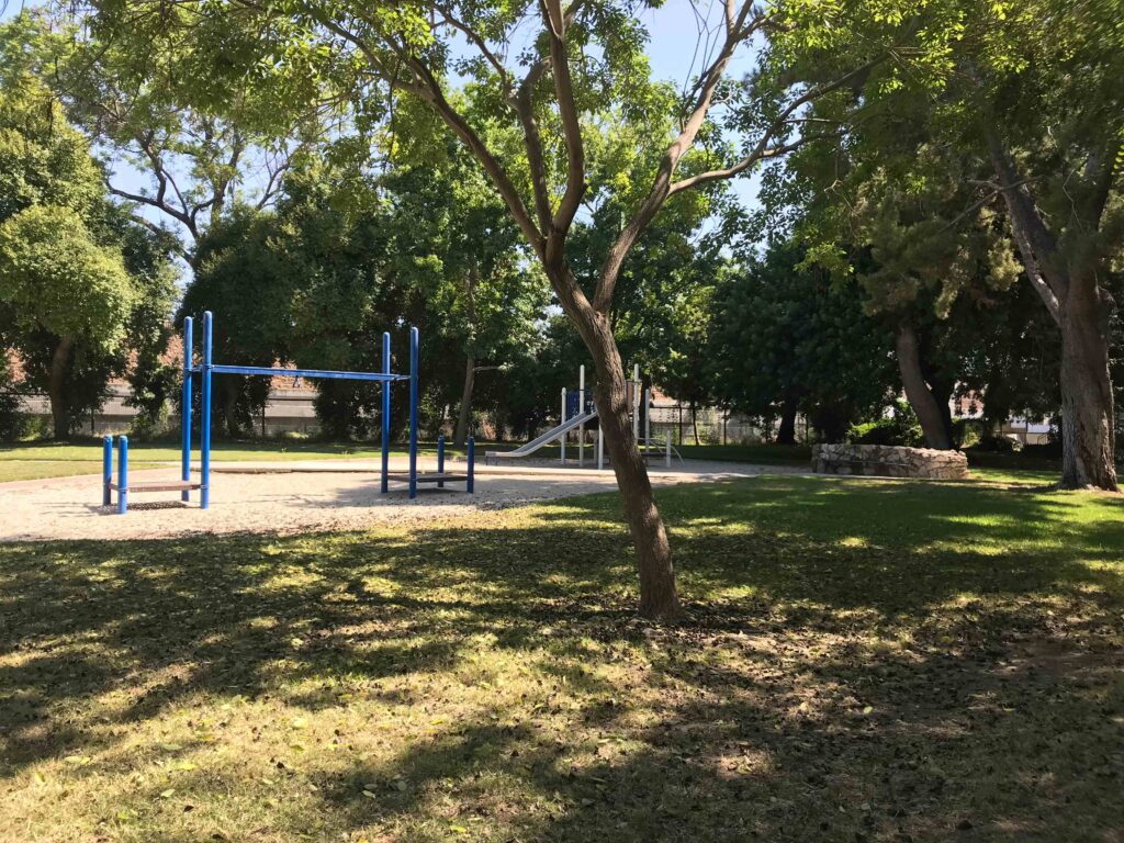 B751655B 9E8B 4976 85F8 B71FF14DFACB 11zon 1024x768